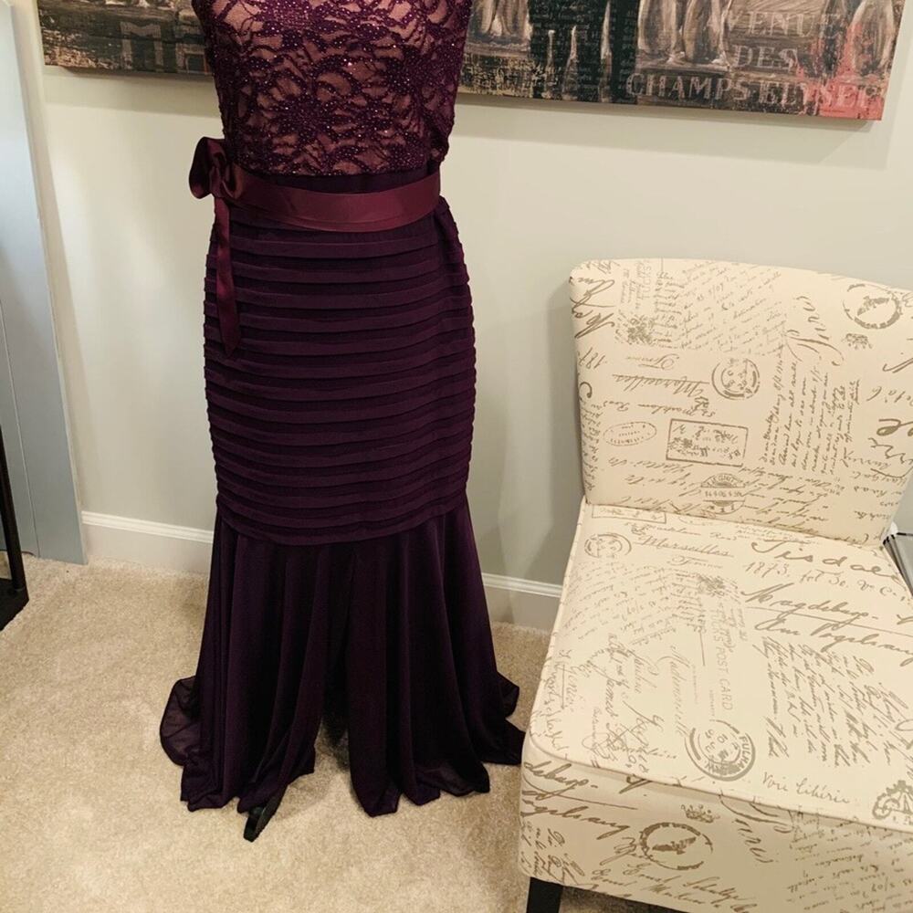 R&M Richard’s Lace Bodice Pin-Tucked Top Dress SZ8 Purple/Plum